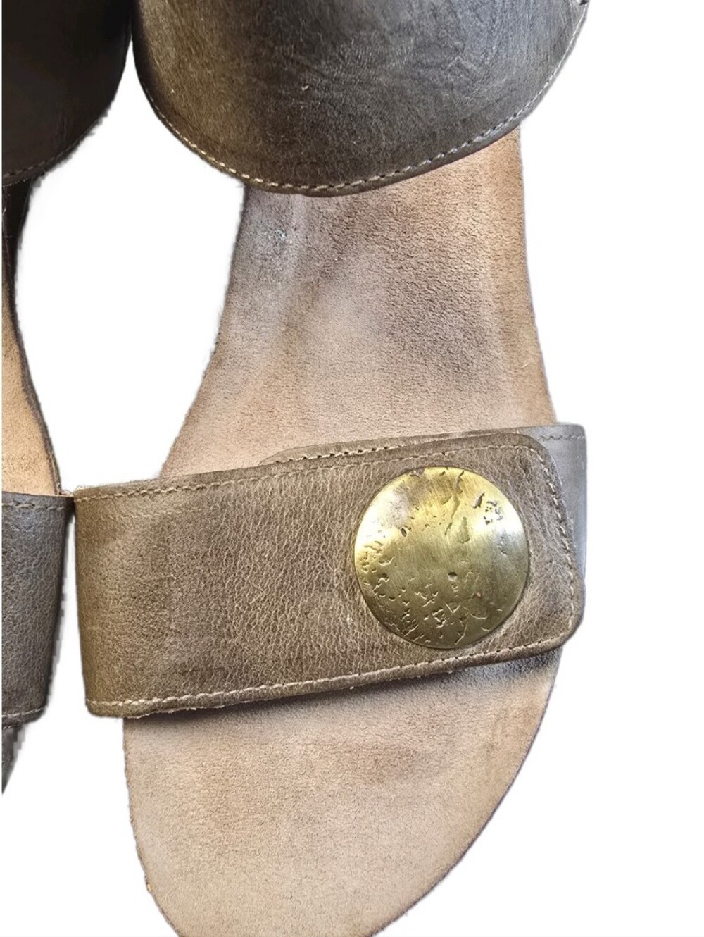 Taos Footwear Taupe Carousel 2 Leather Slingback Sandals with Gold Accents Sz.39 - Picture 10 of 11